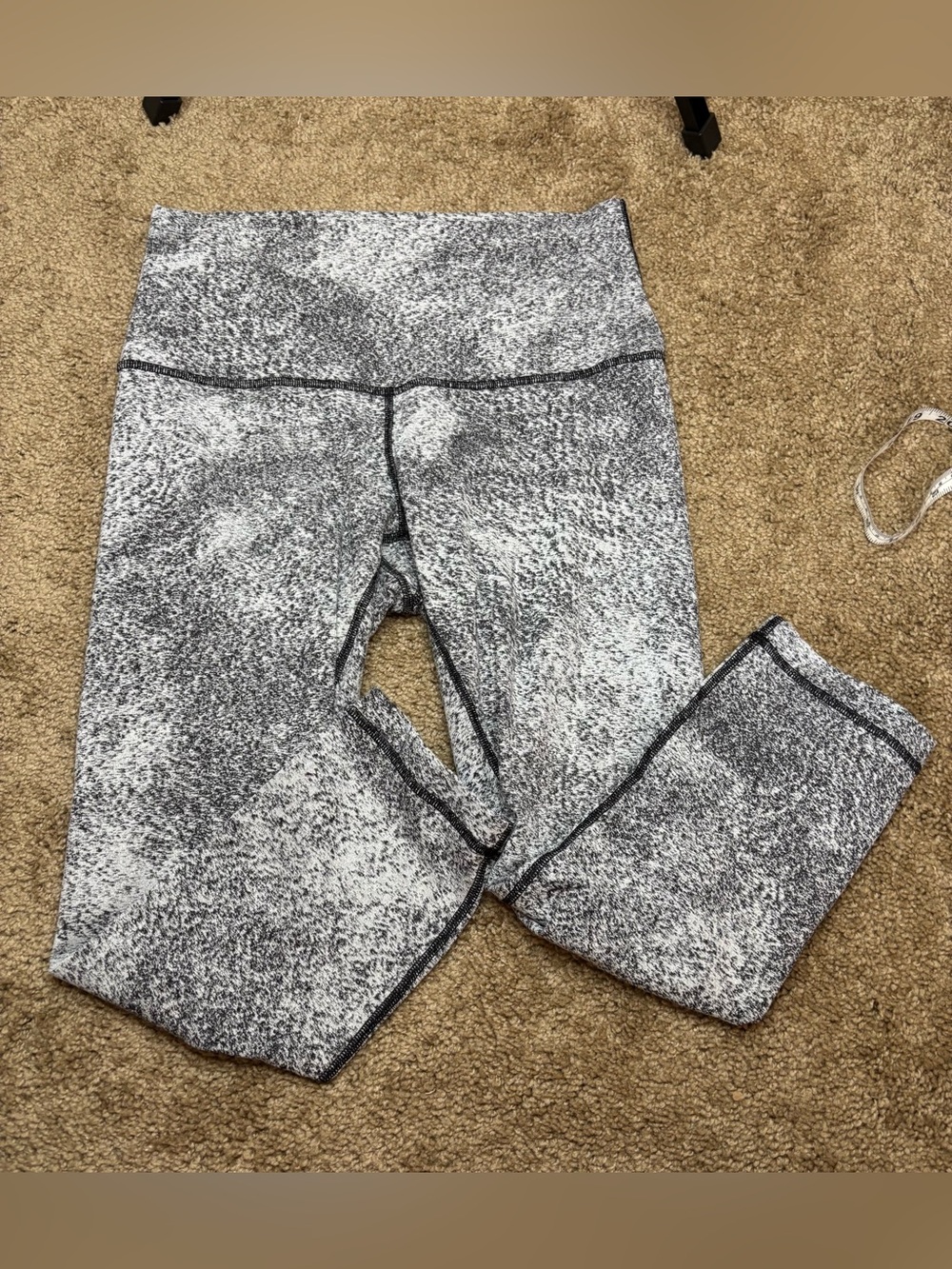 Lululemon Cropped Leggings 10